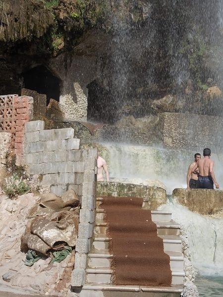 Luolat ovat luonnon saunoja